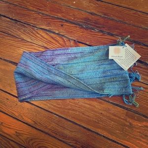Handwoven small infinity scarf